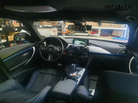 BMW 320D 3시리즈 F30 매립형 엠비언트 실내 무드등 느낌있는 실내로 만들다?? / 안산,시흥,화성