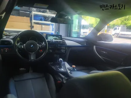 BMW 320D 3시리즈 F30 매립형 엠비언트 실내 무드등 느낌있는 실내로 만들다?? / 안산,시흥,화성
