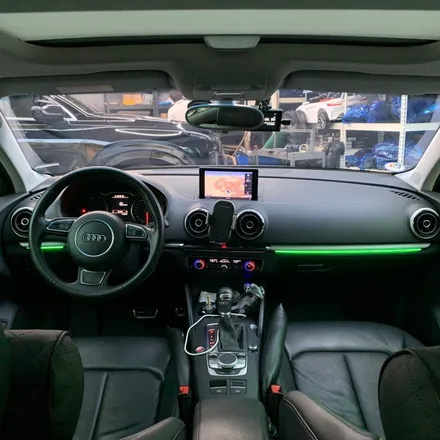 아우디 A3 엠비언트 라이트 시공으로 순정 엠비언트 없는 설움 날려보세요! / 안산,시흥,화성