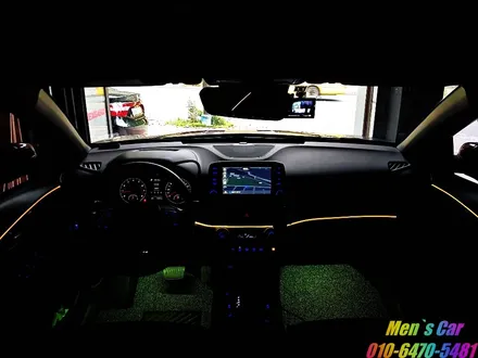 [Men`s Car] 코나 아이언맨 에디션 외관처럼 파워풀한 실내 엠비언트 라이트 안산 맨즈카 / 안산,시흥,화성