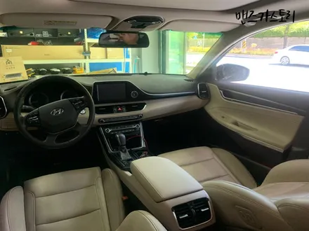 그랜저 IG 매립형 엠비언트 실내 무드등으로 은은한 분위기의 실내로?? / 안산,시흥,화성