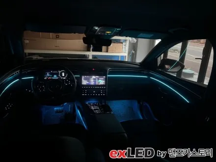 투싼 NX4 순정 연동 엠비언트 라이트 시공으로 이질감 없이 자연스럽게 선명한 색감을 느껴보세요! / 안산,시흥,화성