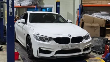(시흥시튜닝)BMW F32 4시리즈 M4 프론트 범퍼 및 CS프론트립(카본수전사)시흥안산튜닝 자동차튜닝 시흥시경정비 시흥시카센터 시흥시튜닝샵 바디킷 신형개조 컨버전 독삼사 배기튜닝 / 시흥시 거모동