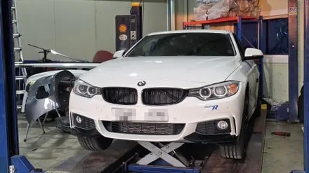 (시흥시튜닝)BMW F32 4시리즈 M4 프론트 범퍼 및 CS프론트립(카본수전사)시흥안산튜닝 자동차튜닝 시흥시경정비 시흥시카센터 시흥시튜닝샵 바디킷 신형개조 컨버전 독삼사 배기튜닝 / 시흥시 거모동