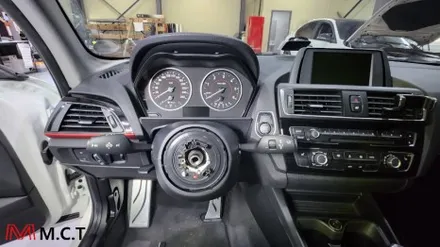 BMW F20 118D M 퍼포먼스 핸들 교체 튜닝 / 시흥시 거모동