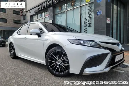 신형 토요타 캠리 드레스업 튜닝 루프스킨 시공 / 성남시 중원구 여수동