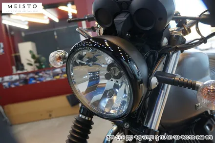 바이크 MOTO GUZZI V7II 포인트 랩핑 / 성남시 중원구 여수동