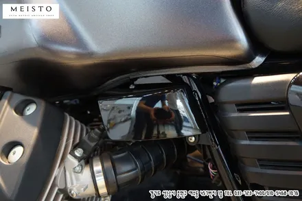 바이크 MOTO GUZZI V7II 포인트 랩핑 / 성남시 중원구 여수동