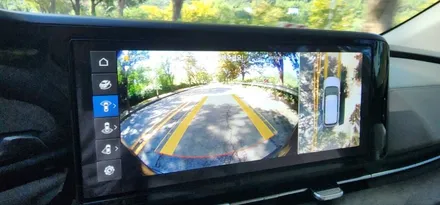부산어라운드뷰 고화질 후측방모니터링 옵션적용 3d 제품 설치
