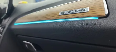 Audi Q5 엠비언트라이트 무드등램프 설치
