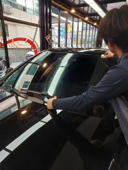 청라 수입차 앞유리 교환, 열차단 썬팅 동시에 가능한 자동차 유리 전문점 방문! / 인천 부평, 부천