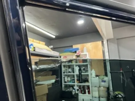 강북구수유동덴트도색외형복원썬팅랩핑전문점 엠씨팩토리에서 쌍용티볼리에어 로얄시리즈 재시공 완료! / 강북구 수유동