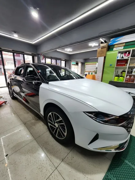 강북구 수유동 덴트 외형복원 썬팅 강북랩핑 맛집! 더뉴그랜저 에이버리 사틴화이트 전체랩핑 시공! / 강북구 수유동