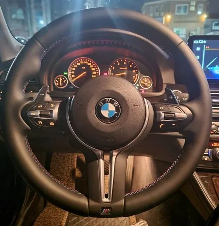 BMW 528i M핸들+12.3인치 시공  (생활 코딩) / 전남 여수