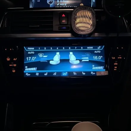 부산 BMW F30 320D 신형계기판 디지털공조기 M핸들 3종패키지 시공 미스터커스텀 / 전남 여수