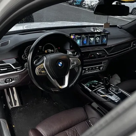 김해 BMW G11 730ld 15인치안드로이드올인원 시공 미스터커스텀 / 전남 여수