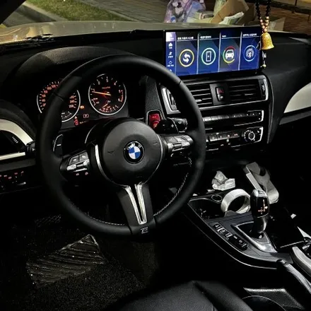 [구미/부산/대구] BMW f20 118d M핸들(크루즈활성화) + 12.3인치 카플레이&안드로이드오토 디스플레이 시공 - 미스터커스텀 / 부산 해운대