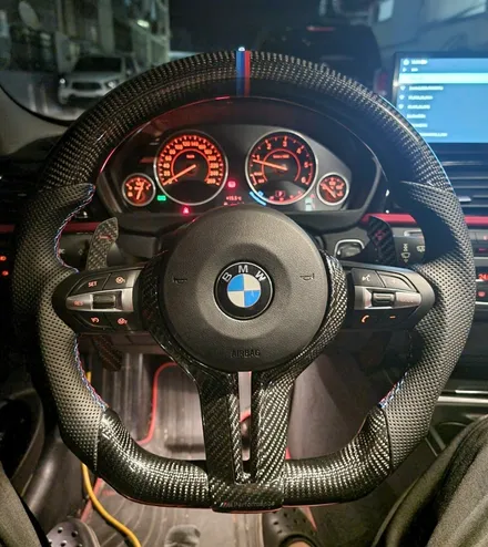 BMW 320d 카본M핸들+15인치 (무료코딩 + 패키지가) / 전남 여수
