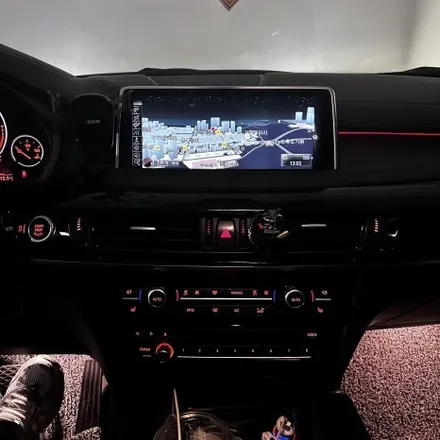 [부산/대구/울산] BMW F16 X6 실내 풀체인지: M핸들·신형계기판·크리스탈기어봉·15인치올인원 시공 전문 | 미스터커스텀 / 부산 해운대