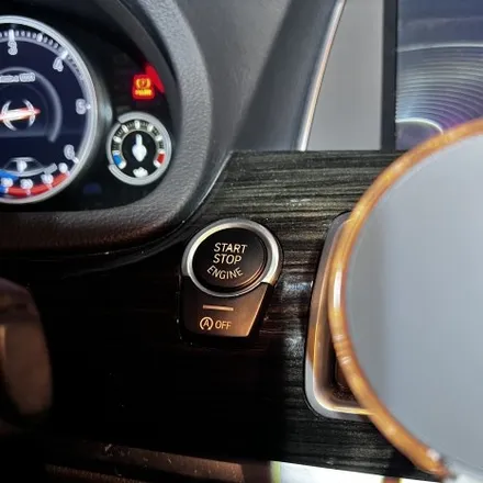 대구 김해 부산 BMW F07 5GT 신형계기판 카본M핸들 15인치 안드로이드올인원 크리스탈기어봉 시공 미스터커스텀 / 부산 해운대