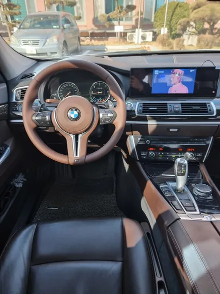 세종 대전 BMW F10 520d 핸들색상제작 M핸들 15인치 안드로이드올인원 전국출장 시공 / 전남 여수