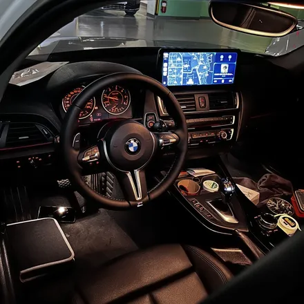 부산 대구 BMW F20 118d m핸들 12.3인치안드로이드올인원 크리스탈기어봉 3종패키지 시공 / 전남 여수
