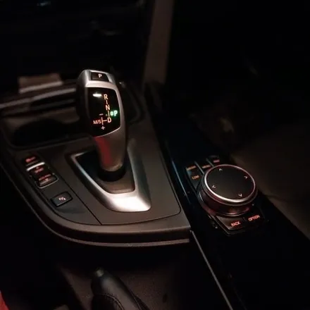 광주 순천 광양 BMW F34 3GT M핸들 크리스탈기어봉 안드로이드올인원 원격시동 디지털공조기 5종패키지 시공 미스터커스텀 / 전남 여수