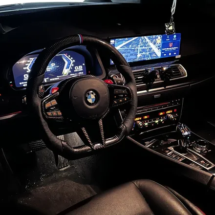 대구 김해 부산 BMW F07 5GT 신형계기판 카본M핸들 15인치 안드로이드올인원 크리스탈기어봉 시공 미스터커스텀 / 부산 해운대