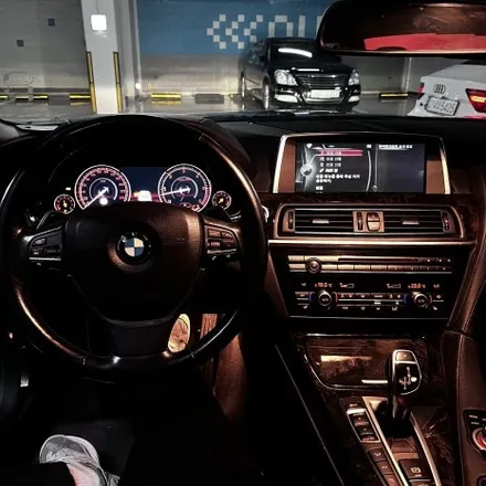 부산 대구 김해 BMW F07 640d 신형계기판 안드로이드올인원 크리스탈기어봉 M핸들 4종패키지 시공 미스터커스텀 / 전남 여수