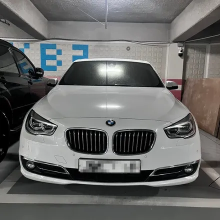 부산 울산 양산 BMW f07 5gt m핸들 15인치안드로이드올인원 시공 미스터커스텀 / 전남 여수