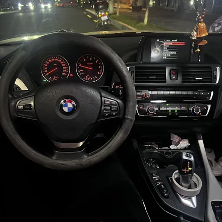 [구미/부산/대구] BMW f20 118d M핸들(크루즈활성화) + 12.3인치 카플레이&안드로이드오토 디스플레이 시공 - 미스터커스텀 / 부산 해운대