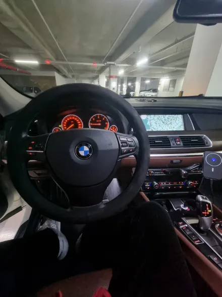 부산 BMW F07 5GT 2종패키지 M핸들 15인치 안드로이드올인원 시공 - 미스터커스텀 / 전남 여수