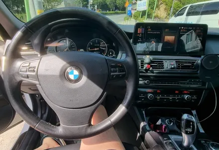 창원 울산 김해 BMW F10 520d M핸들 12.3인치 안드로이드올인원 시공 미스터커스텀 / 전남 여수