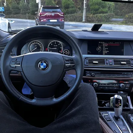 광양 여주 순천 BMW f10 520d m핸들 15인치 안드로이드올인원 시공 미스터커스텀 / 부산 해운대
