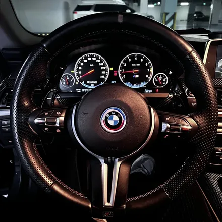 경주 울산 김해 BMW F06 640d 카본m핸들 LED퍼포먼스 12.3인치 안드로이드올인원 시공 미스터커스텀 / 부산 해운대