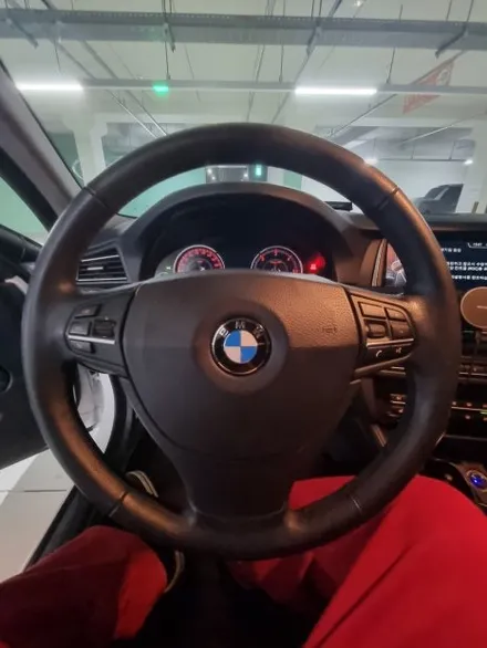 광주 나주 전주 BMW F10 520d M핸들 + 15인치 안드로이드 올인원 전국출장 핸들올인원패키지 시공 / 전남 여수