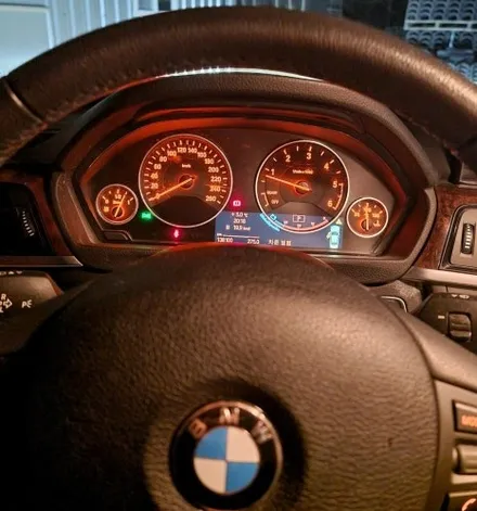 부산 BMW F30 320d 5종패키지 신형계기판 카본트림 M핸들 12.3인치 안드로이드올인원 크리스탈기어봉 시공 미스터커스텀 / 전남 여수