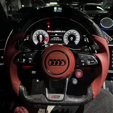 [대구/김해/창원] 아우디 A7 C8, R8핸들 & 4버튼 LED 퍼포먼스 시공  - 미스터커스텀 / 부산 해운대
