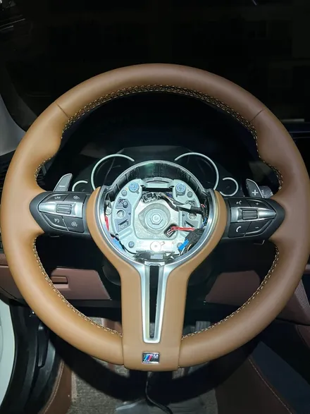 BMW 520d 브라운가죽  열선 M핸들  시공 / 전남 여수