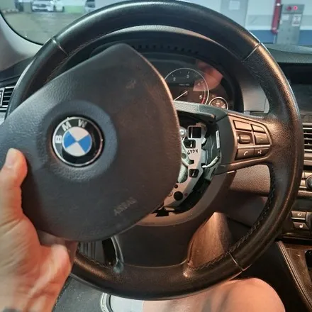부산 창원 대구 경남 BMW F10 520d M핸들 + 12.3인치 안드로이드올인원 시공 미스터커스텀 / 전남 여수