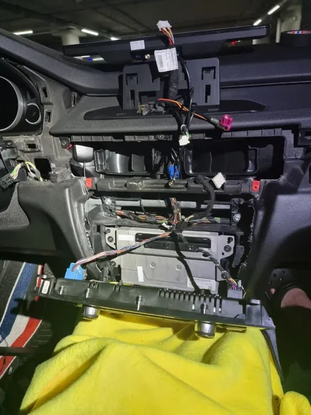 BMW X5 M핸들 + 올인원(12.3인치) 패키지 / 전남 여수