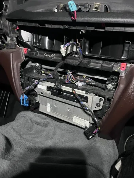 부산 김해 대구 경남 BMW F15 X5 15인치 안드로이드올인원 단일 시공 / 전남 여수