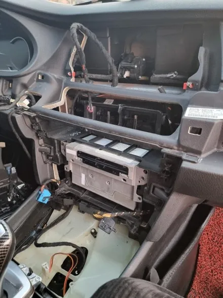 부산 구미 대구 경남 BMW F07 5GT 2종패키지 M핸들 15인치 안드로이드올인원 시공 미스터커스텀 / 전남 여수