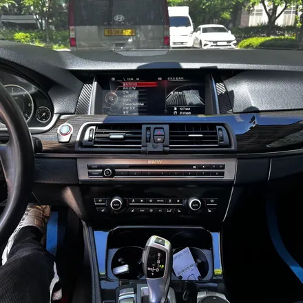 대구 BMW F10 520d m핸들 튜닝 15인치 안드로이드올인원 교체 미스터커스텀 / 부산 해운대