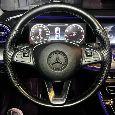 대구 부산 김해 벤츠 w213 E300 잠자리핸들 시공 미스터커스텀 / 부산 해운대