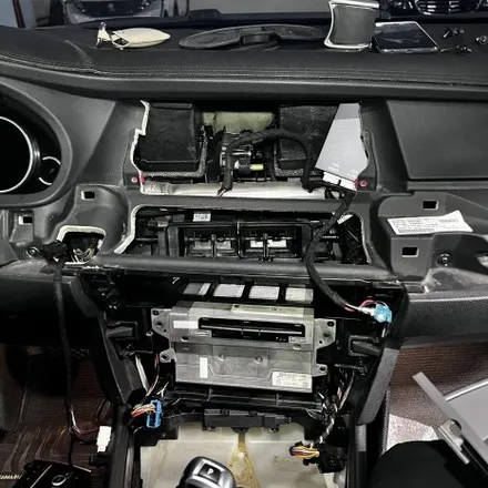 [광양/순천/창원] BMW F07 5GT M핸들 15인치 안드로이드올인원 2종패키지 시공 - 미스터커스텀 / 부산 해운대