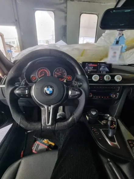 순천 광양 BMW 3시리즈 f30 320d 카본M핸들 시공 미스터커스텀 / 전남 여수