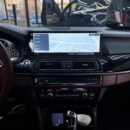 부산 대구 김해 BMW F10 520d 브라운 m핸들 15인치 안드로이드올인원 시공 미스터커스텀 / 부산 해운대