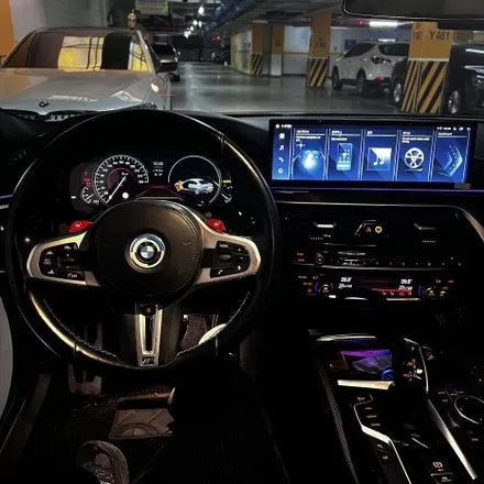 창원 진주 부산 BMW G30의 화려한 변신 15인치 안드로이드올인원(8+128G)으로 완성한 실내시공 미스터커스텀 / 부산 해운대
