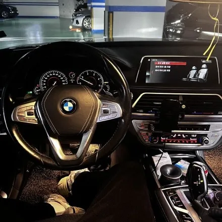 [부산/울산/김해] BMW G11 740d의 드라마틱한 변신! M핸들 하나로 실내 전체를 바꾸다 - 미스터커스텀 / 부산 해운대